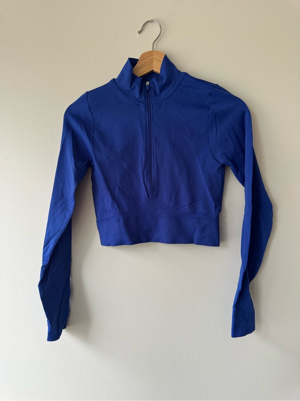 Blue Quarter-Zip Long Sleeve Cropped Active Top
